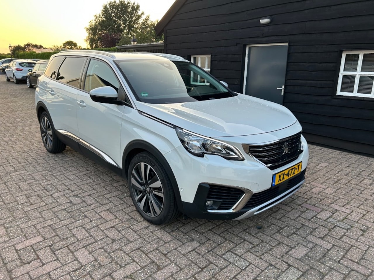 Peugeot 5008 - 1.6 PureTech Blue Lease Premium 7 persoons - AutoWereld.nl