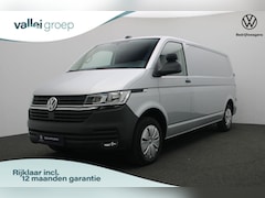Volkswagen Transporter - 2.0 TDI 150 pk L2H1 28 Comfortline | 3-zits | Parkeersensoren achter | Navigatie | Apple C