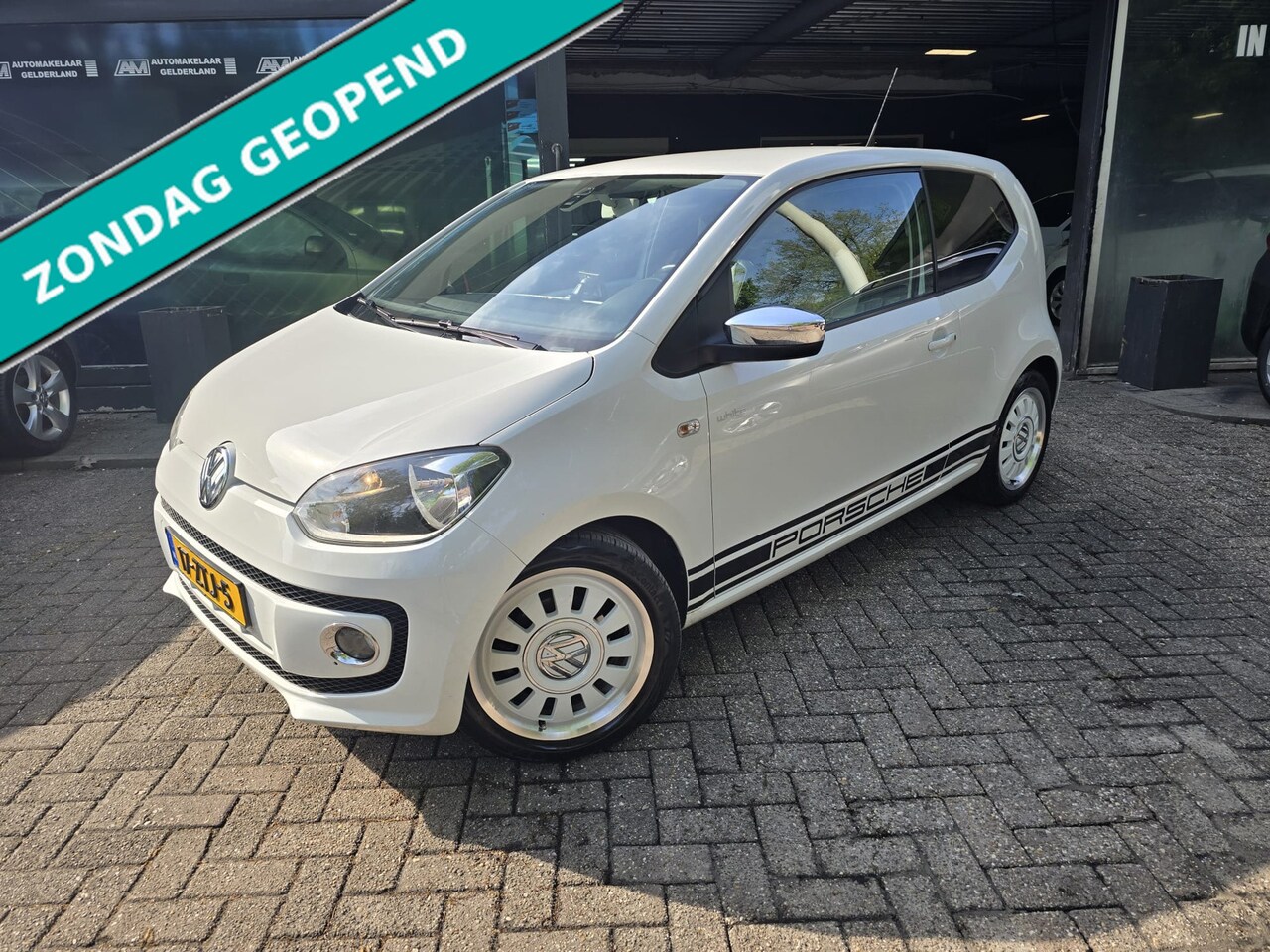 Volkswagen Up! - 1.0 high up! BlueMotion | 2E EIGENAAR | 12MND GARANTIE | AIRCO | LMV | ELEC PAKKET | - AutoWereld.nl