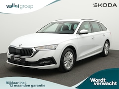Skoda Octavia Combi - 1.0 e-TSI 110 pk DSG Business Edition | Trekhaak | Parkeersensoren voor/achter | Keyless |