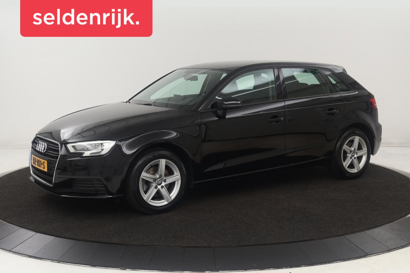 Audi A3 Sportback - 1.0 TFSI | Bluetooth | Xenon | Airco | Lichtmetalen velgen - AutoWereld.nl