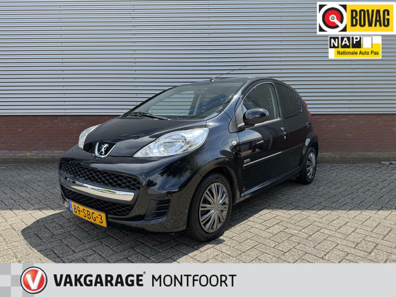 Peugeot 107 - 1.0-12V Sportium|Schuif/kantelDak|Airco|Bluetooth|Navi|Elek.ramen|Getint glas| - AutoWereld.nl