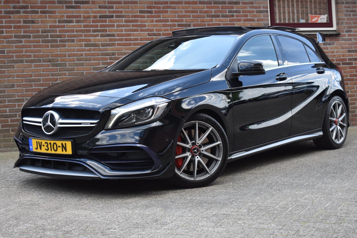 Mercedes-Benz A-klasse - AMG 45 4MATIC '16 Pano Clima Navi Cruise NAP NL Auto Leder Memory Inruil mogelijk - AutoWereld.nl