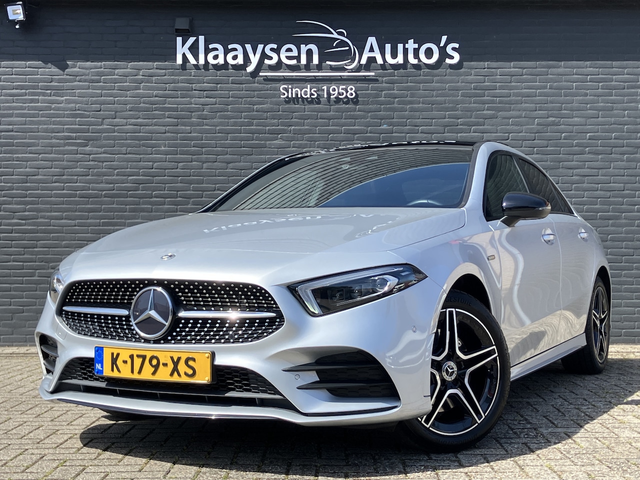 Mercedes-Benz A-klasse - 250 e Business Solution 218 pk AMG Limited AUT. | navigatie | panoramadak | memory stoelen - AutoWereld.nl