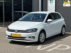 Volkswagen Polo - 1.0 TSI Comfortline Business / Navigatie / App- Car play / NL AUTO-NAP
