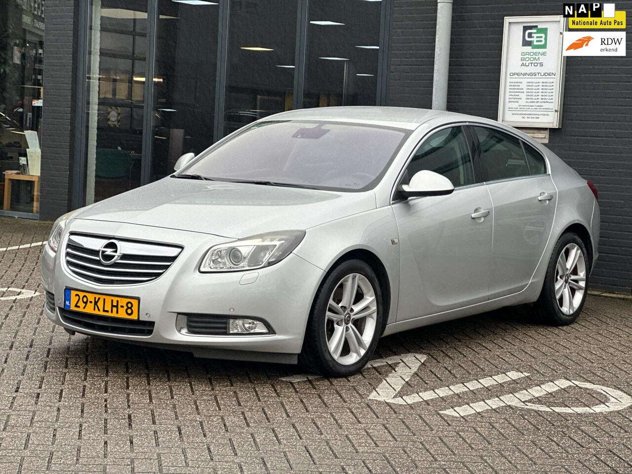 Opel Insignia - 2.0 T Sport/NAVI/LEDER/NWE APK/NL-AUTO NAP!! - AutoWereld.nl