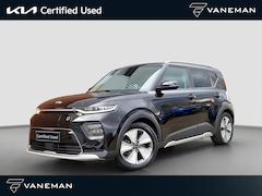 Kia e-Soul - ExecutiveLine 64 kWh | Stoelventilatie | Climate | Camera | PDC | Dodehoek | HUD |