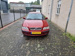 Volvo V40 - 1.8