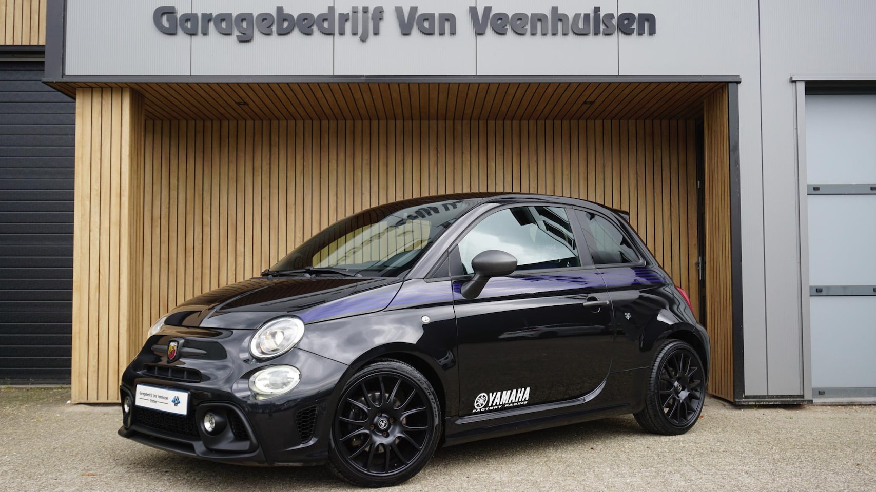 Abarth 595 - 1.4 T-Jet 165pk Monster Energy Yamaha *Gelimiteerde oplage One off 2000* Virtual Cockpit R - AutoWereld.nl