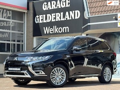 Mitsubishi Outlander - 2.4 PHEV Intense+ | Volleder | Xenon | Camera | Cruise | Climate | Pdc | Isofix | Full-opt