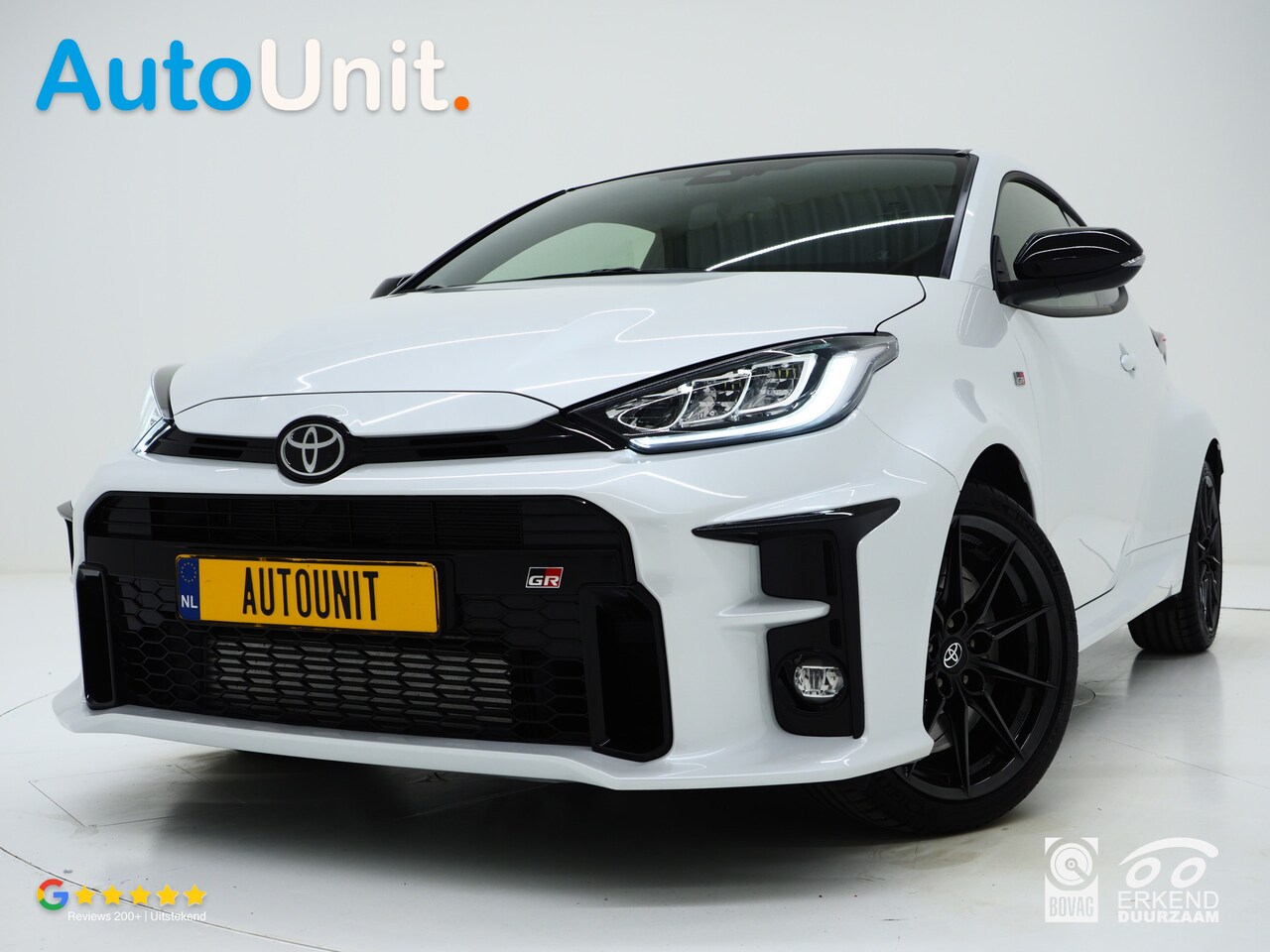 Toyota Yaris - 1.6 GR Performance | Milltek Uitlaat | Adaptive Cruise | Keyless | Camera | Carplay - AutoWereld.nl