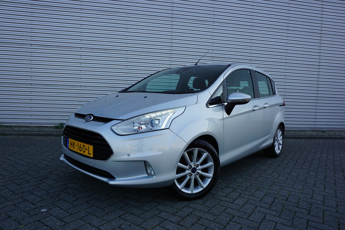 Ford B-Max - 1.0 EcoBoost Titanium Airco / Navi / Cruise / Elektr. ramen / NAP - AutoWereld.nl