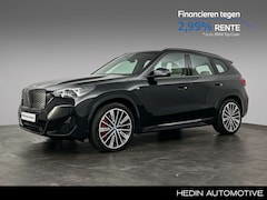 BMW iX1 - xDrive30 67 kWh M-Sport Pro | Stoelmassage | Trekhaak | Harman Kardon | Park Assistance Pl