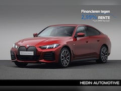 BMW i4 - eDrive35 70 kWh M-Sport Edition | Harman Kardon | Camera | LED koplampen en Laser achterli