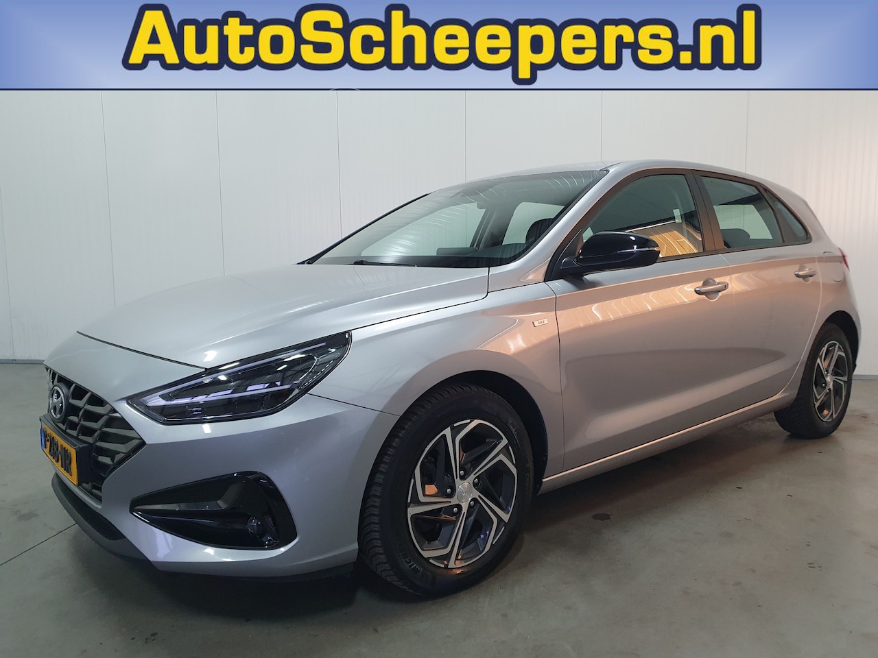 Hyundai i30 - 1.0 T-GDi MHEV Comfort Smart NAVI/LED/CRUISE/CLIMA/LMV - AutoWereld.nl