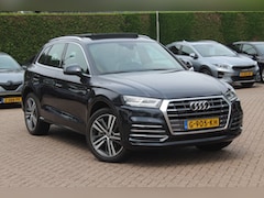 Audi Q5 - 2.0 TFSI quattro Launch Edition / Trekhaak / Panoramadak / Half leder / B&O / 20'' / Stand