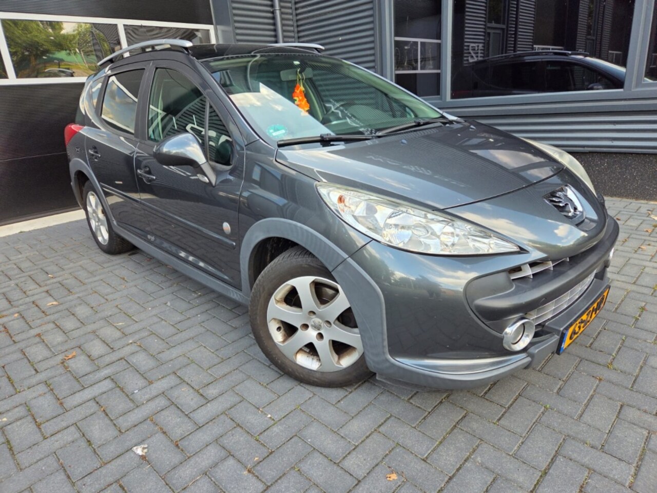 Peugeot 207 SW Outdoor - | PANORAMA| APK | TR 1.6 VTi XS - AutoWereld.nl