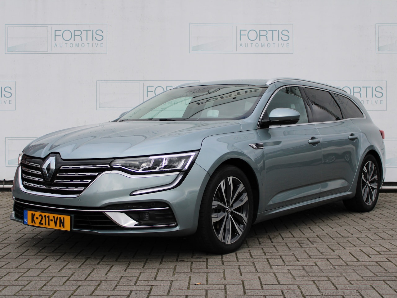 Renault Talisman Estate - 1.3 TCe 160 EDC Business Intens BOSE | WEGKLAPBARE TREKHAAK | ADAPTIVE CRUISE - AutoWereld.nl