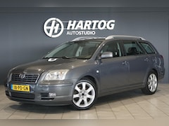 Toyota Avensis Wagon - 2.0 VVTi Linea Luna