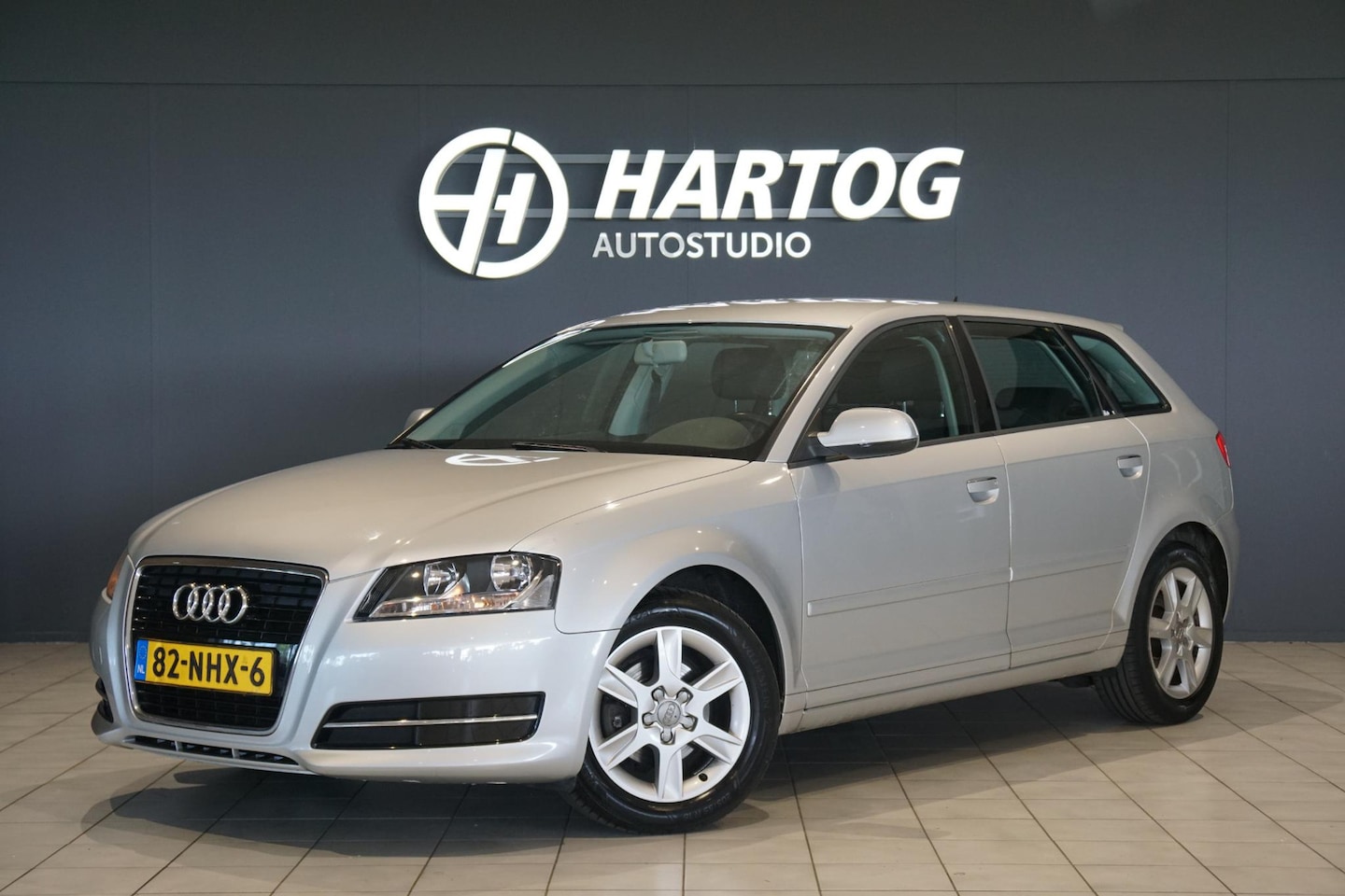 Audi A3 Sportback - 1.2 TFSI Attraction Pro Line Business 1.2 TFSI Attraction Pro Line Business - AutoWereld.nl