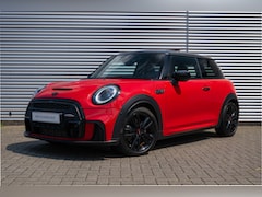 MINI John Cooper Works - Hatchback S JCW Automaat / Panoramadak / Achteruitrijcamera / JCW Sportstoelen / Harman-Ka