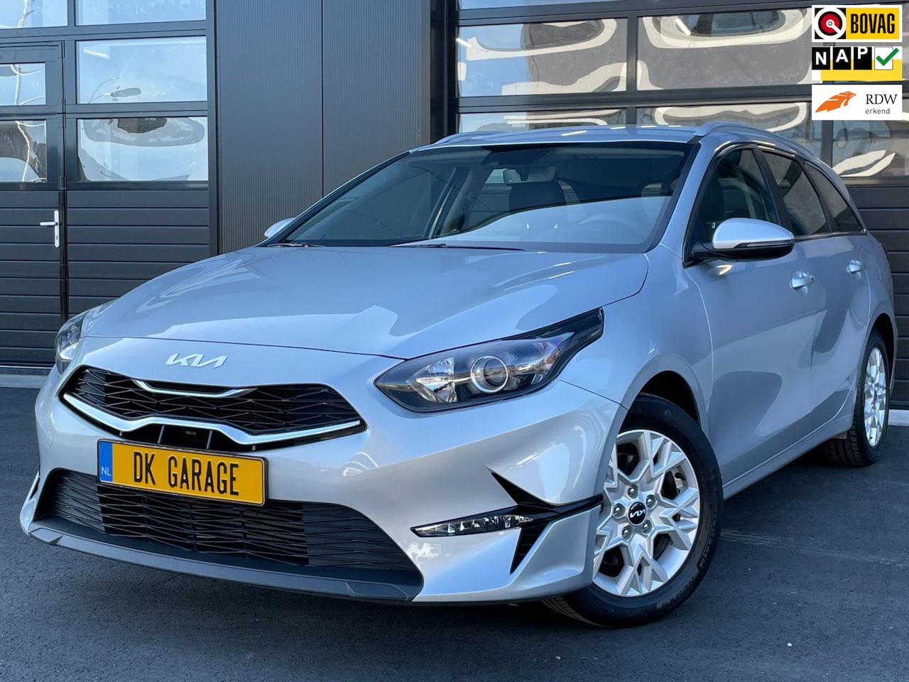 Kia Cee'd Sportswagon - Ceed 1.0 T-GDi DynamicPlusLine 120PK|LEDER|NAVI|CARPLAY|CAMERA|CLIMATE, CRUISE CONTROL|INC - AutoWereld.nl