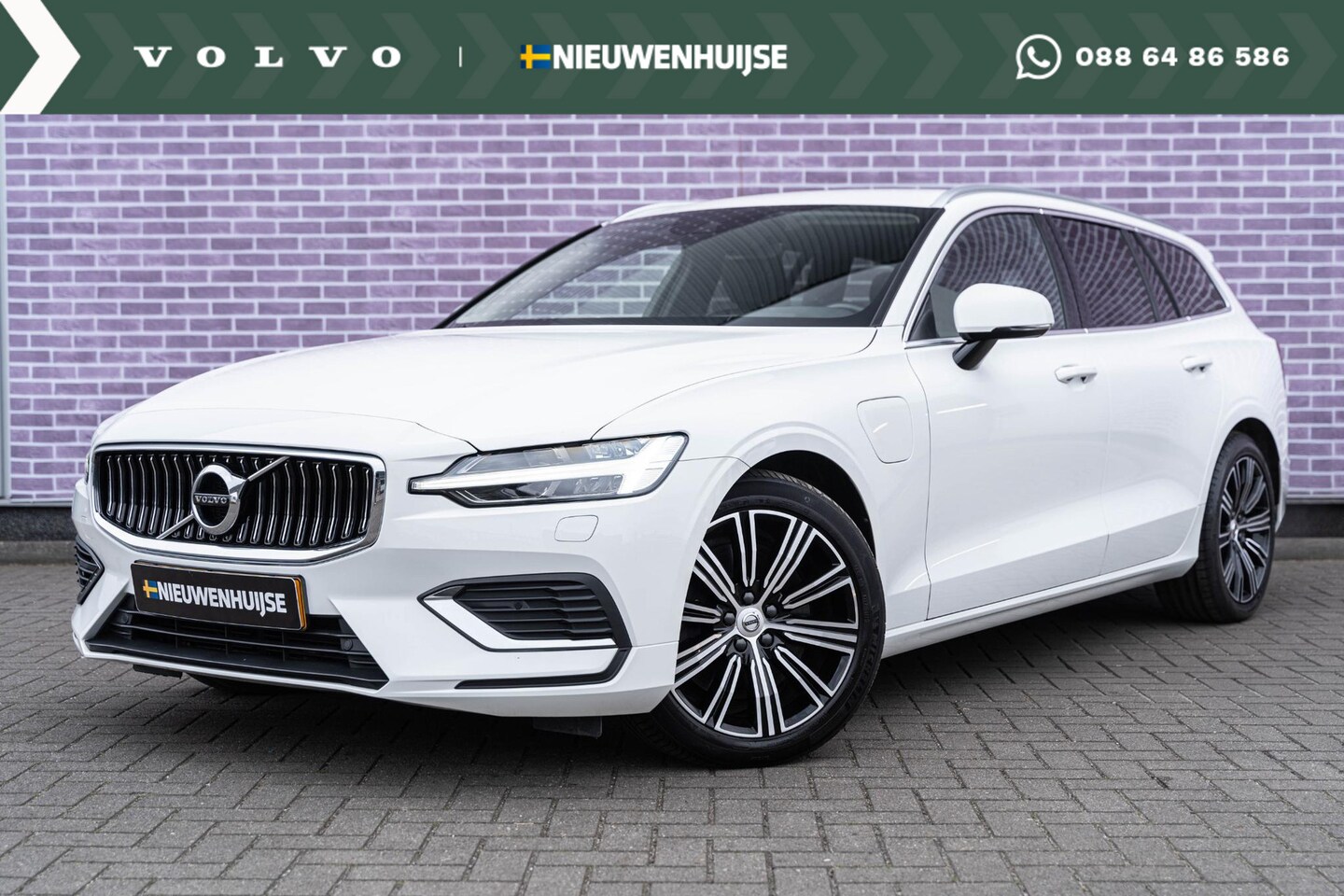 Volvo V60 - T6 Recharge AWD Inscription | Navi | Stoel-/Stuurverwarming | Lederen Bekleding | Elek. St - AutoWereld.nl