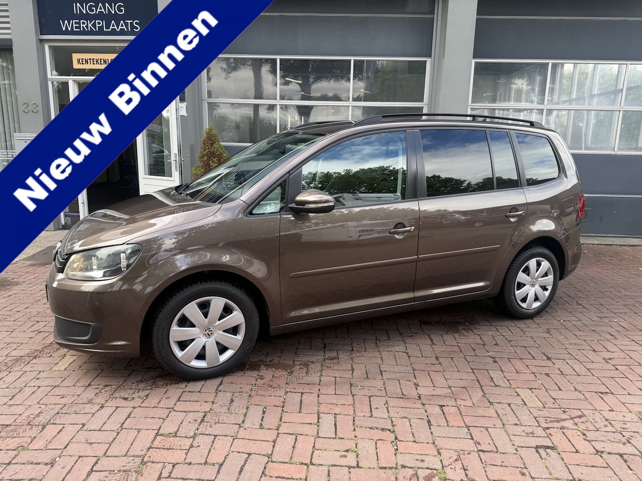 Volkswagen Touran - 1.4 TSI Comfortline 141pk Bj 2010 Automaat ideale gezinswagen - AutoWereld.nl