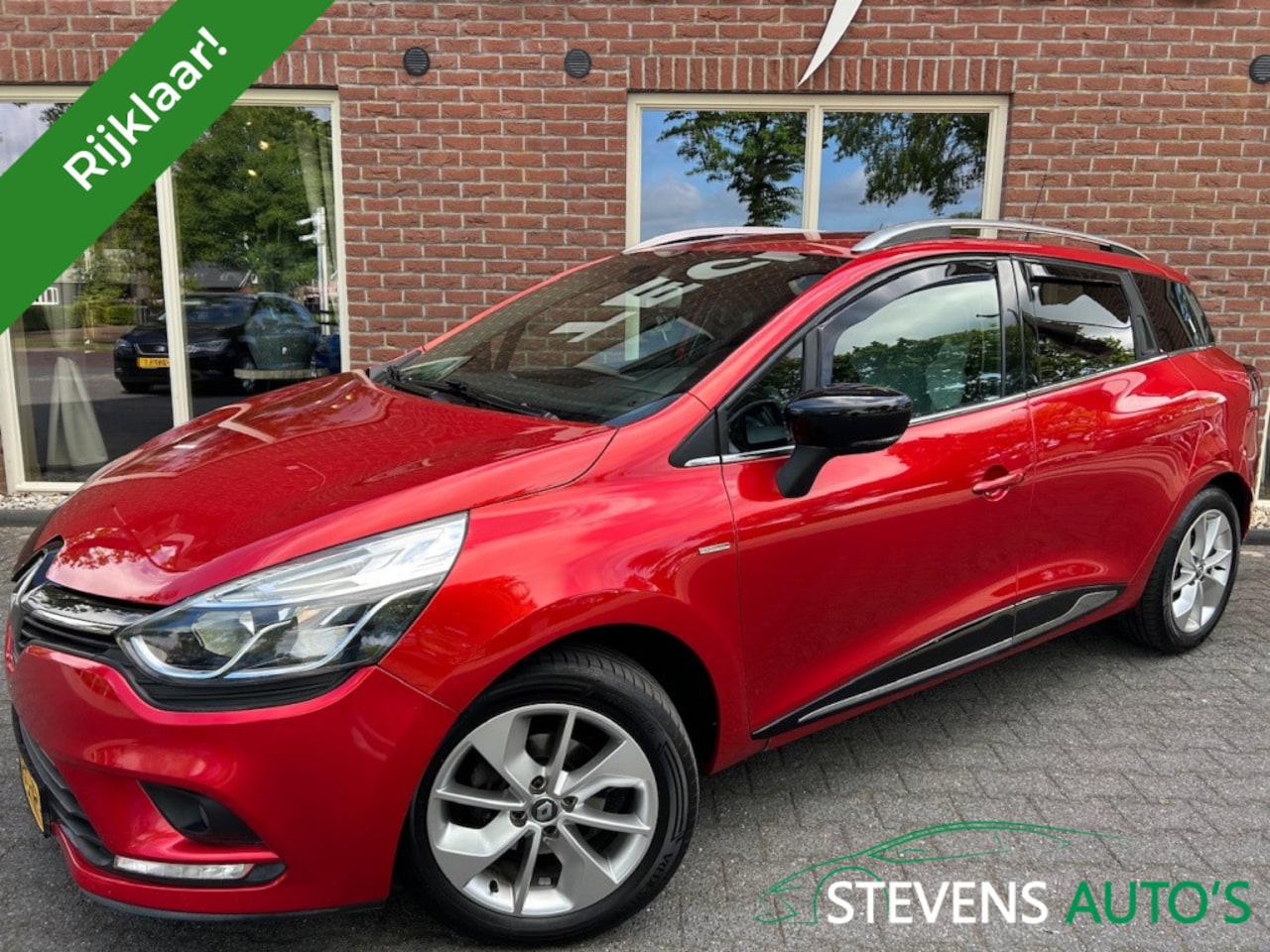 Renault Clio Estate - 0.9 TCe Limited NETTE AUTO / NAVI / CLIMA / CRUISE / LMV / PDC / - AutoWereld.nl