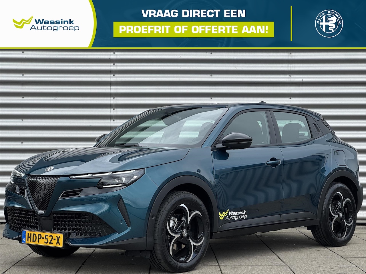Alfa Romeo Junior - 1.2 Turbo Hybrid 136pk 6-Traps Automaat Ibrida Navigatie | Camera | 18'' Petali | LED - AutoWereld.nl