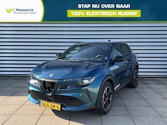 Alfa Romeo Junior - 54 kWh 156pk Elettrica Speciale | Navigatie | Climate Control | Techno Pack