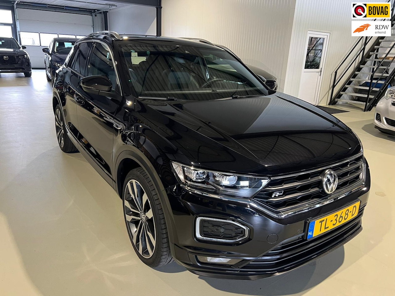 Volkswagen T-Roc - 1.5 TSI Sport R- Line - AutoWereld.nl