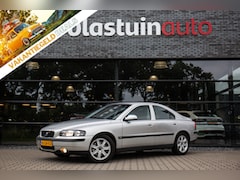 Volvo S60 - 2.4 , Lage KM, NAP, PDC