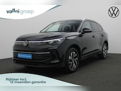 Volkswagen Tiguan - 1.5 eHybrid 204 pk DSG Life Edition | Adaptief onderstel | Stuur-/stoelverwarming | Achter