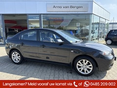 Mazda 3 - 3 1.6 S-VT Touring, airco, cruisecontrol, trekhaak, keurige auto afkomstig van de 2e eigen