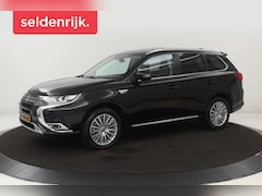 Mitsubishi Outlander - 2.4 PHEV Intense+ | Schuifdak | Trekhaak | Stoelverwarming | Carplay | Camera | Full LED |