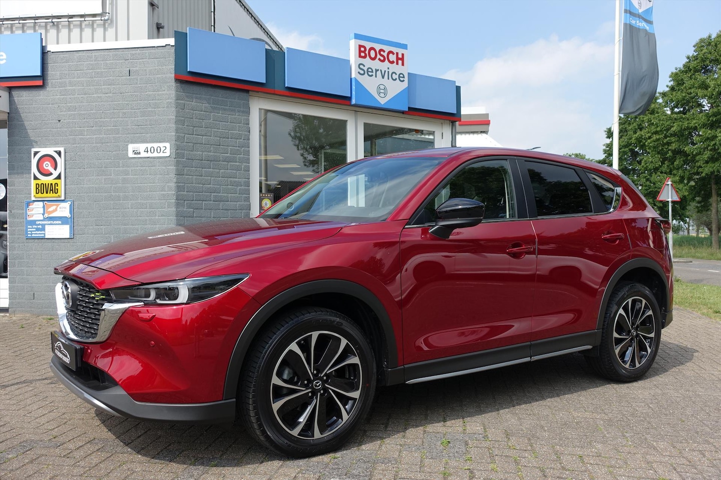 Mazda CX-5 - 2.0 SKYACTIV-G 165pk 2WD Aut Newground | 360 CAM | CARPLAY | STOELVERW | HUD - AutoWereld.nl