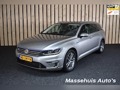 Volkswagen Passat Variant - 1.4 TSI GTE Connected Series Plus 166dkm Trekhaak Panorama NL-auto Nwe APK