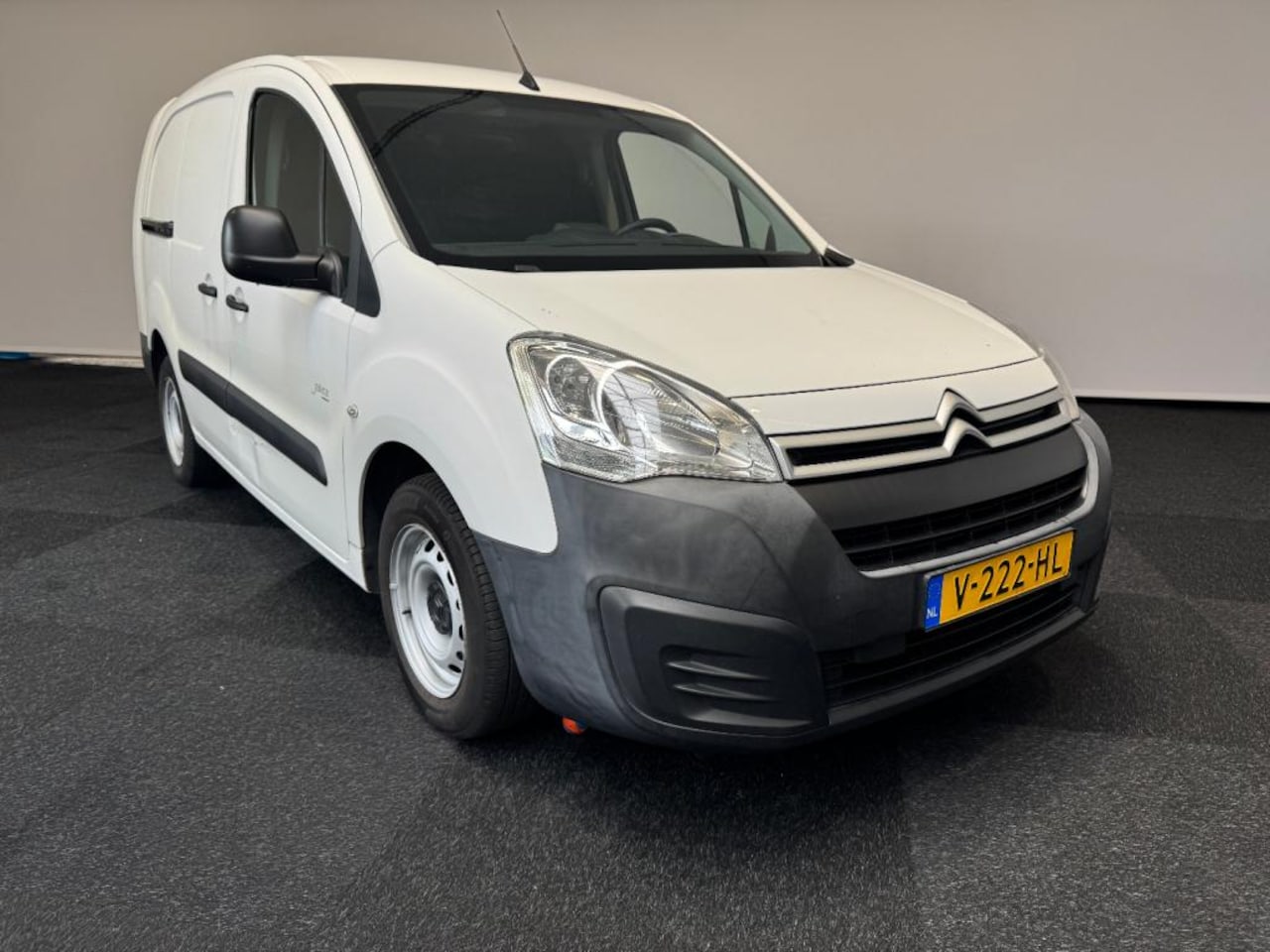 Citroën Berlingo XL - Maxi Euro 6 HDI 100 PK Airco Navigatie Long - AutoWereld.nl