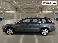 Volvo V50 - 2.4 Summum Rijklaar+garantie, trekhaak, automaat