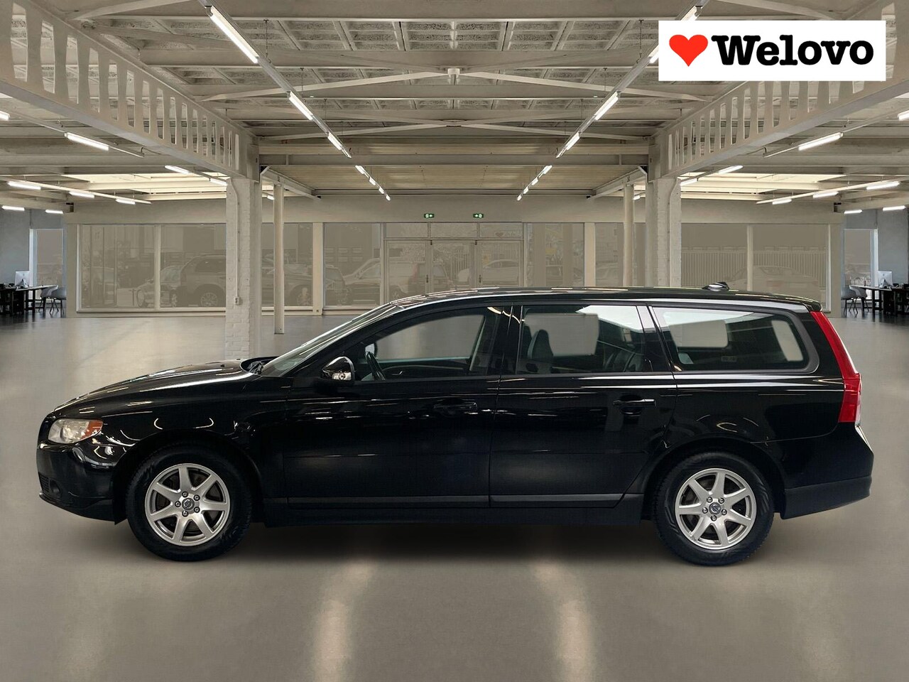 Volvo V70 - 2.5T Kinetic Rijklaar+garantie, leder interieur, navigatie.... - AutoWereld.nl