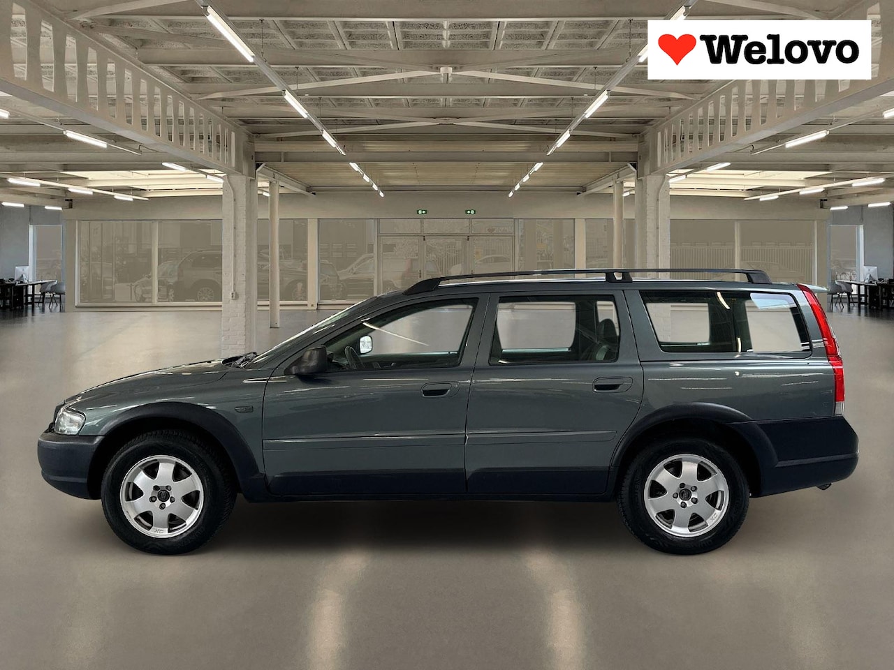 Volvo XC70 - 2.4 T Ocean Race Leder, trekhaak, electr verstbare stoel.... - AutoWereld.nl