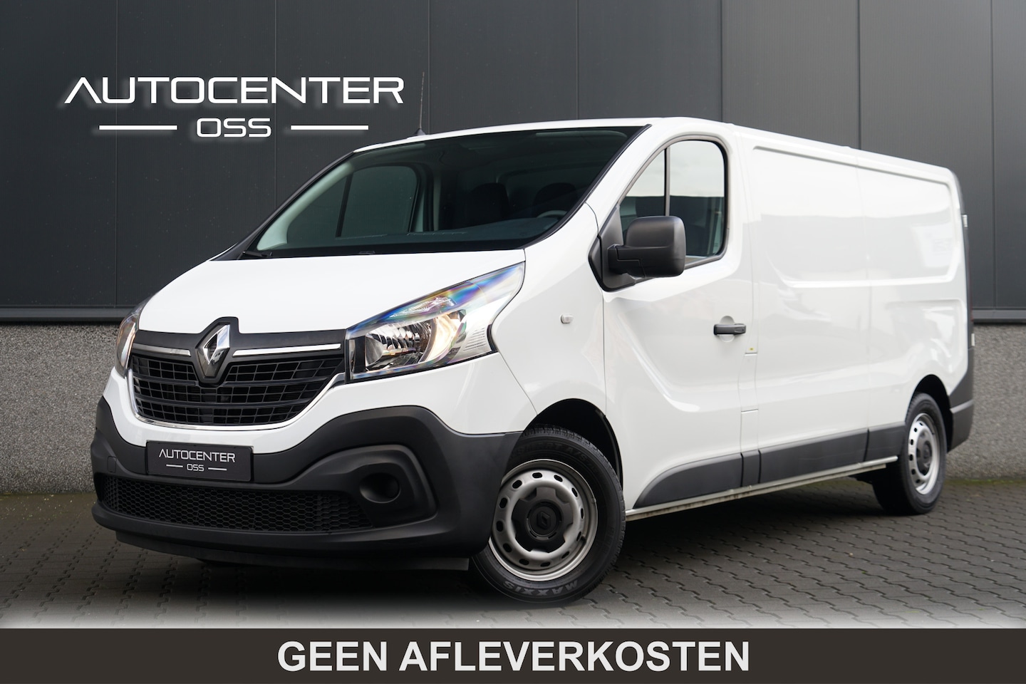 Renault Trafic - 2.0 dCi 120 T29 L2H1 ✅ NAVI ✅ CAMERA ✅ AIRCO ✅ APP CONNECT ✅ PARK. SENSOREN ✅ BLUETOOTH ✅ - AutoWereld.nl