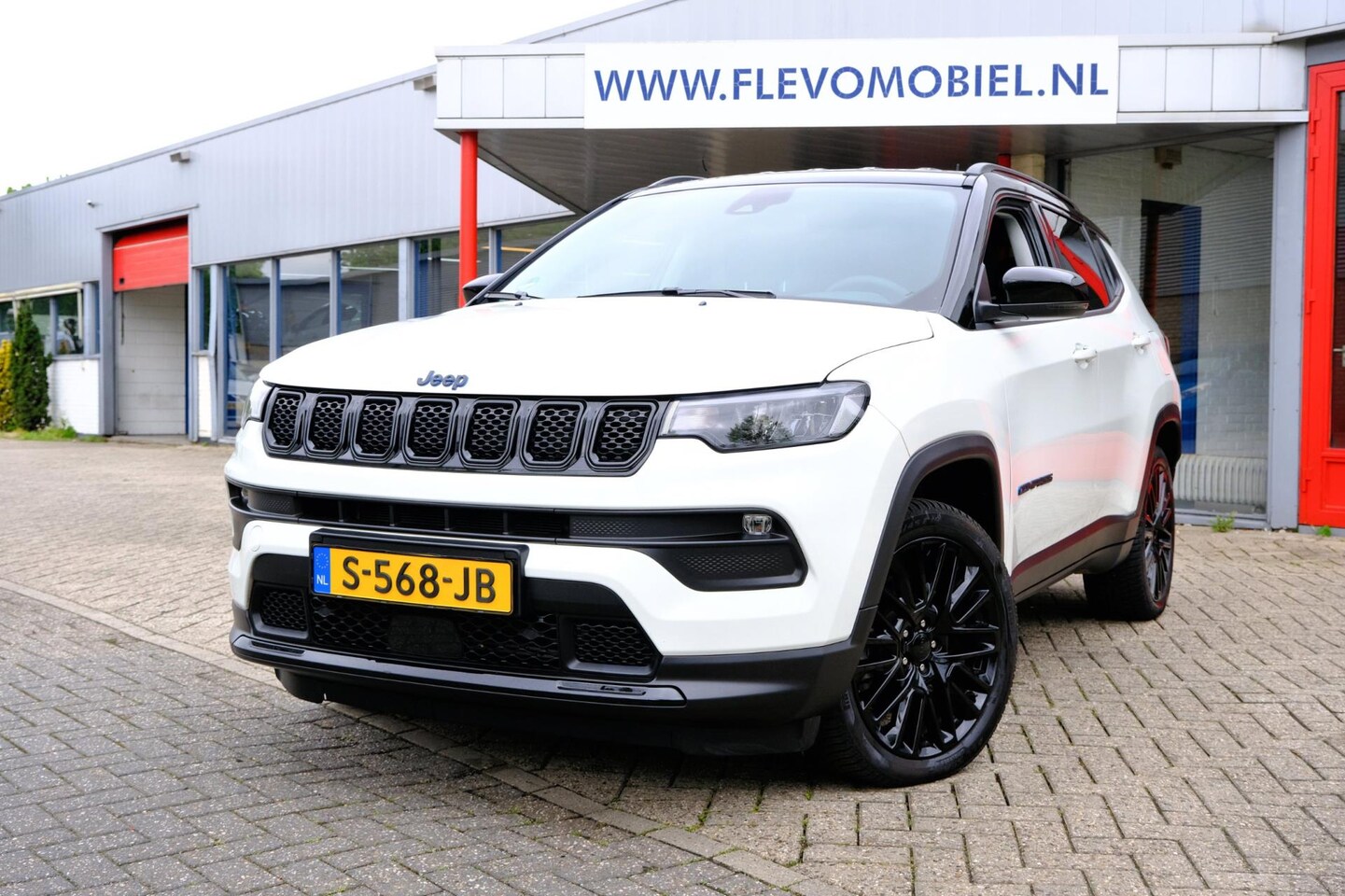Jeep Compass - 4xe 190 Plug-in Hybrid 4x4/4WD Night Eagle Camera|Half Leder|LMV - AutoWereld.nl