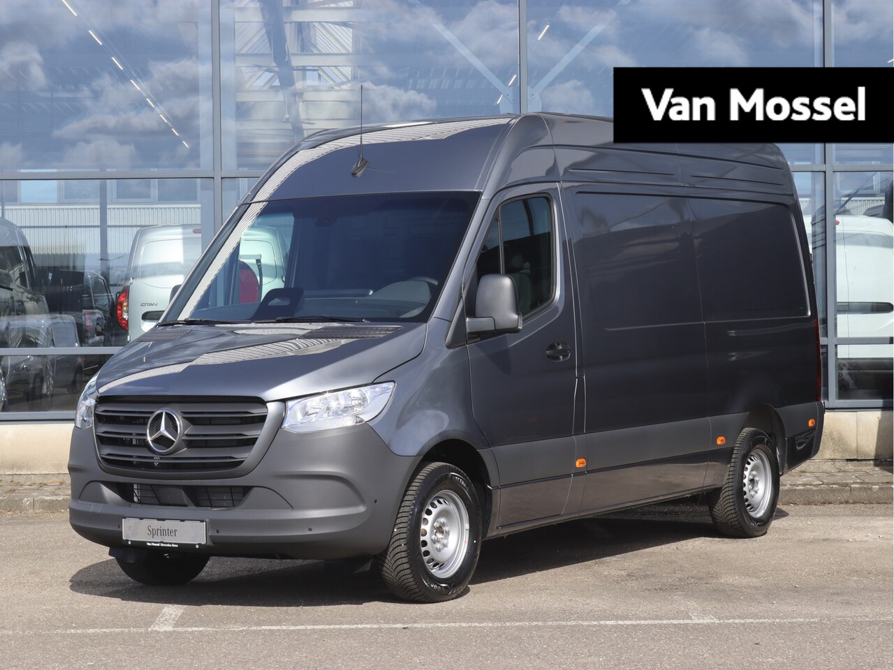 Mercedes-Benz Sprinter - 317 CDI GB L2 RWD PRO - AutoWereld.nl