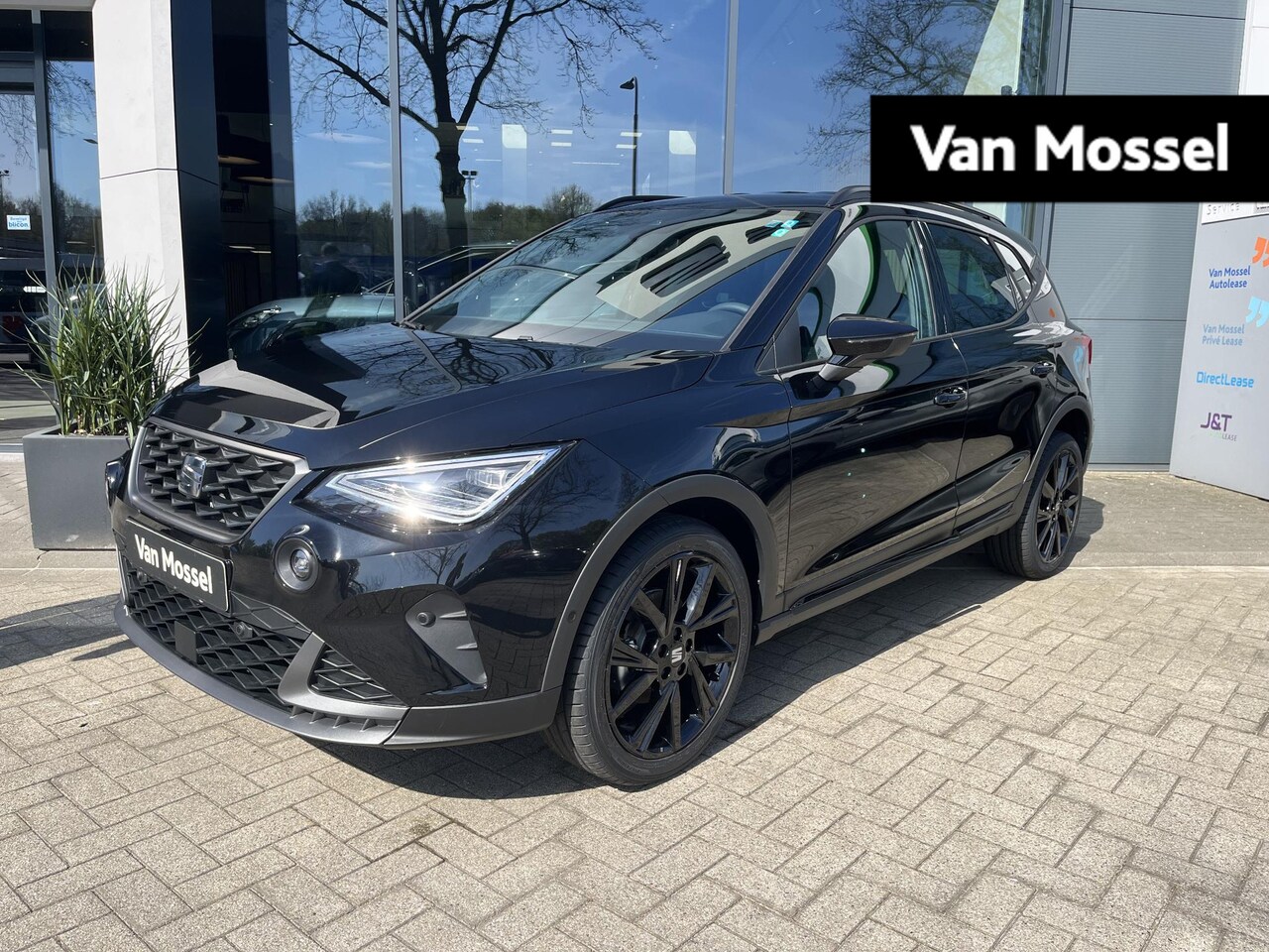 Seat Arona - 1.0 EcoTSI FR Business Connect Stoelverwarming | Adaptive Cruise Control | Full Link | Bla - AutoWereld.nl