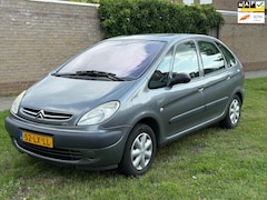 Citroën Xsara Picasso - 1.8i-16V Différence|Airco|Trekhaak|Nieuwe apk|€995,