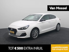 Hyundai i30 Fastback - 1.0 T-GDI Comfort | Apple Carplay / Android Auto | Cruise Control | DAB Radio | Privacy Gl