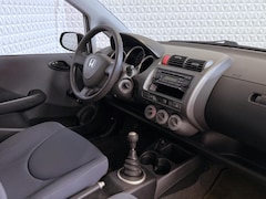 Honda Jazz - 1.2 S Versnellingsbak hoorbaar 101.000km (2005)
