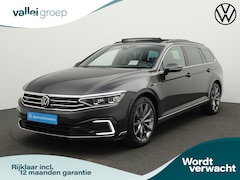 Volkswagen Passat Variant - 1.4 TSI 218 pk DSG PHEV GTE Business | Panoramadak | Trekhaak | Leder | Adaptief onderstel